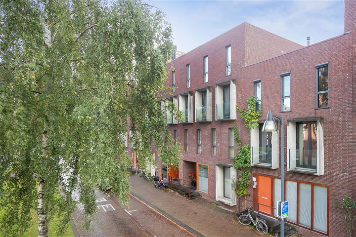 Bekijk foto 33 van Honingbijstraat 69