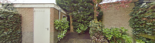 Bekijk 360° foto van Tuin van Theodorus de Leeuwlaan 2