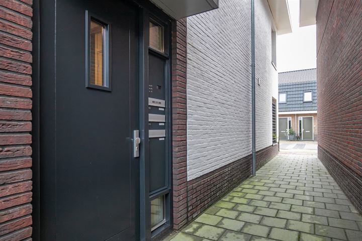 Bekijk foto 3 van Voorstraat 30-B