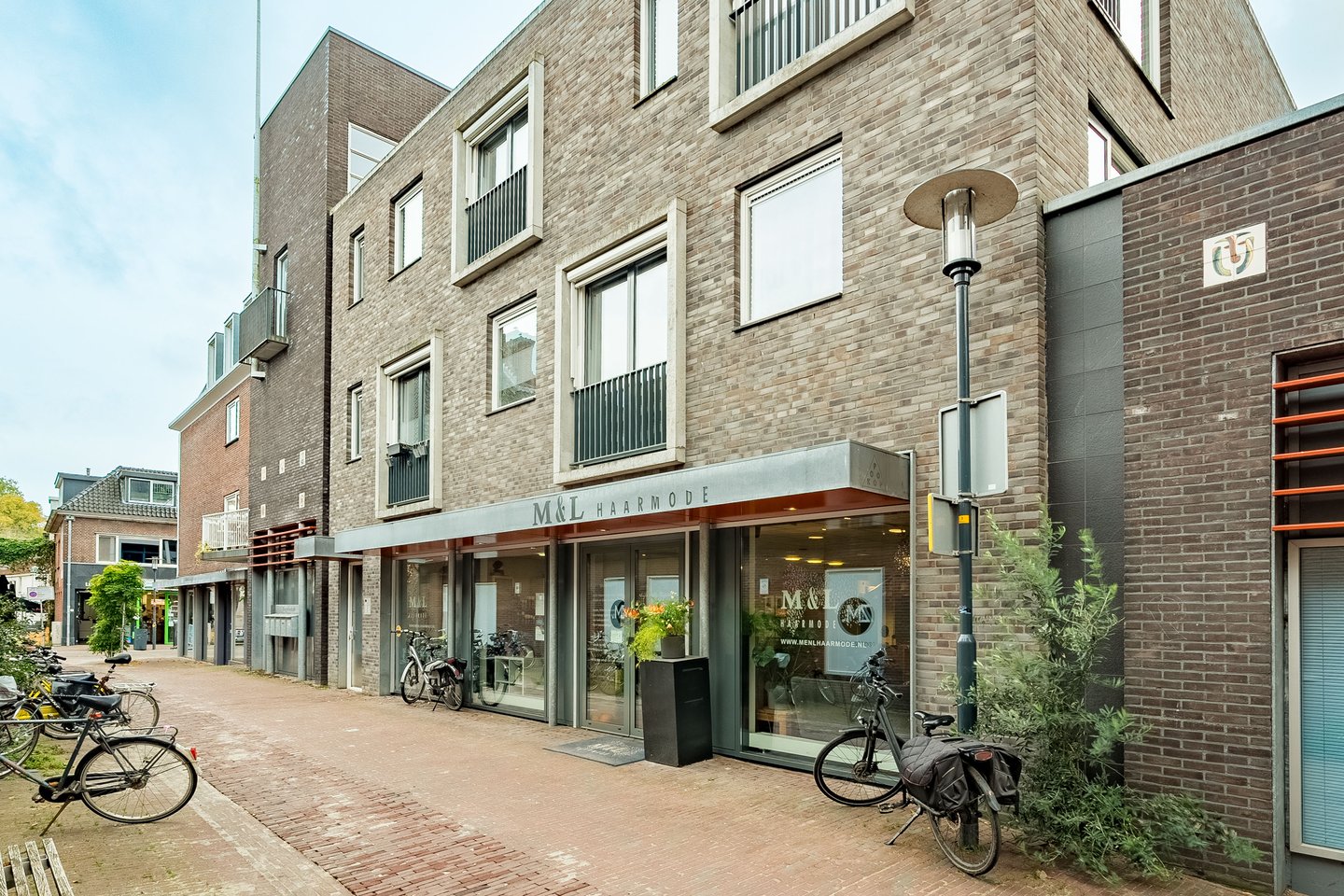 Bekijk foto 1 van Schoolstraat 5