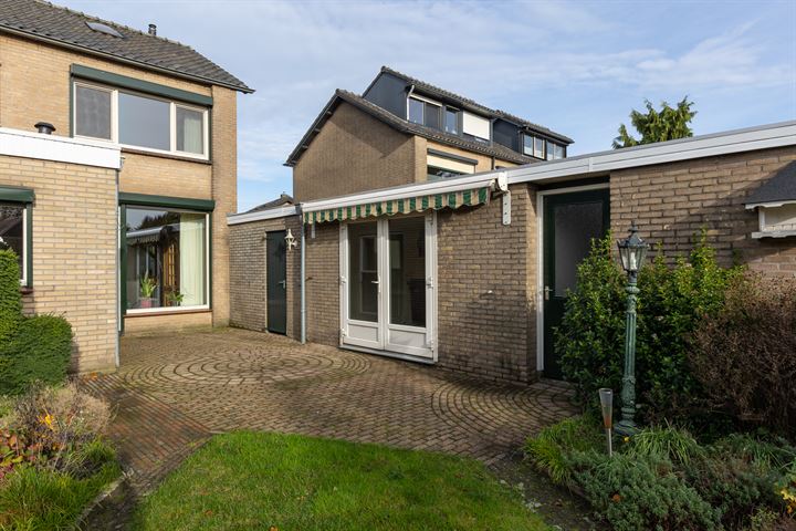 Bekijk foto 41 van Middachtenstraat 71