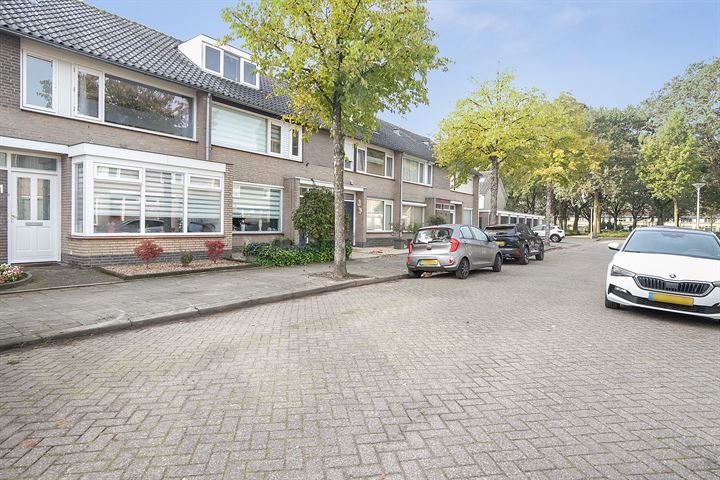 View photo 33 of Schermerstraat 11