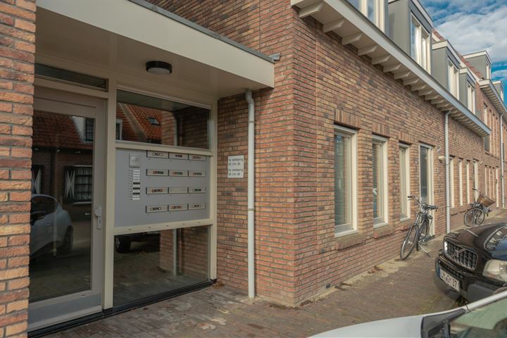 Bekijk foto 3 van Schoolstraat 46