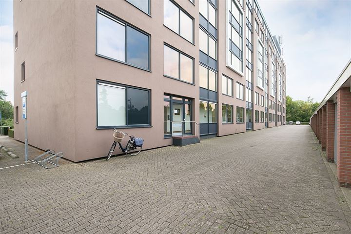 View photo 36 of Dikkersstraat 1-006