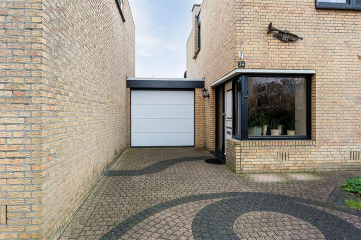 Bekijk foto 7 van Cartylshofstraat 34