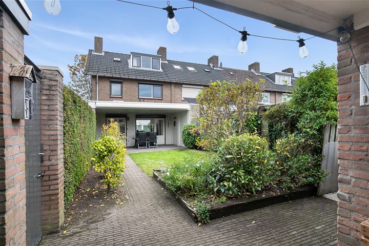 Bekijk foto 32 van Pastoor M. van Beekstraat 2