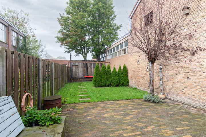 Bekijk foto 45 van Besoyensestraat 6-A