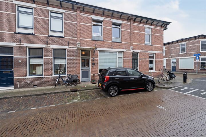 Bekijk foto 1 van Kloosterstraat 22