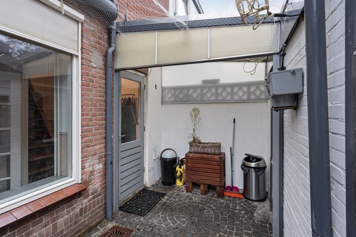 Bekijk foto 17 van Kloosterstraat 22