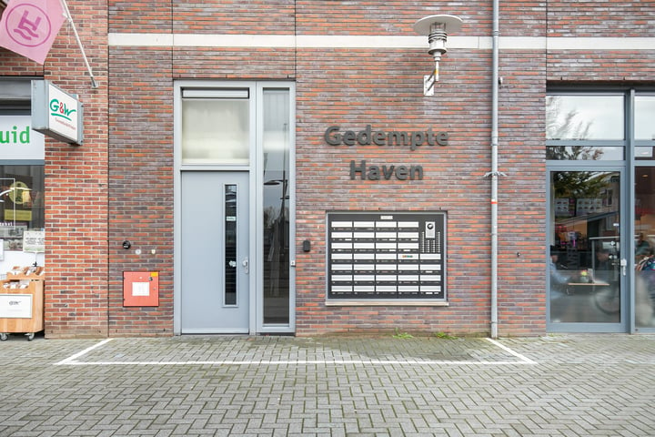 Bekijk foto 2 van Gedempte Haven 35