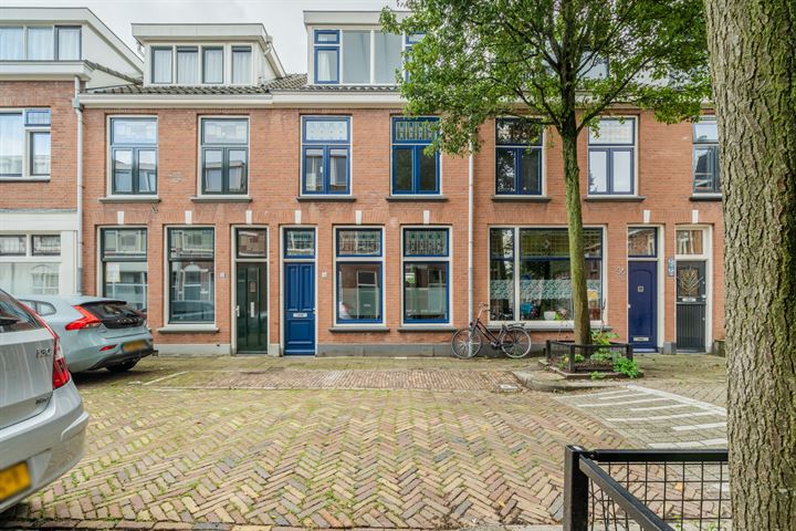 Bekijk foto 1 van Laurens Reaalstraat 34