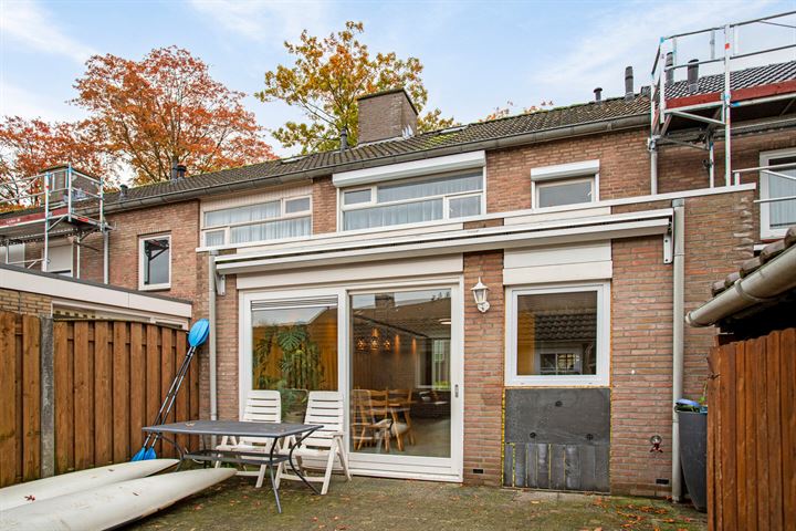 Bekijk foto 23 van Trompstraat 48