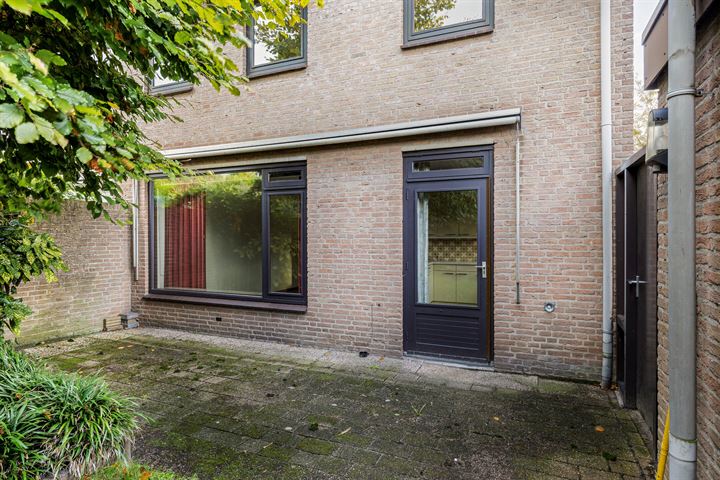 Bekijk foto 26 van Jacob van Ruysdaelstraat 1