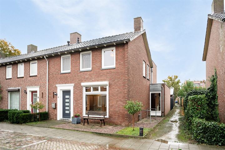 Bekijk foto 1 van Helwigstraat 11