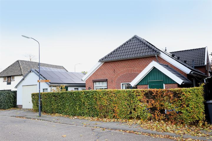 Bekijk foto 45 van Schoolstraat 23