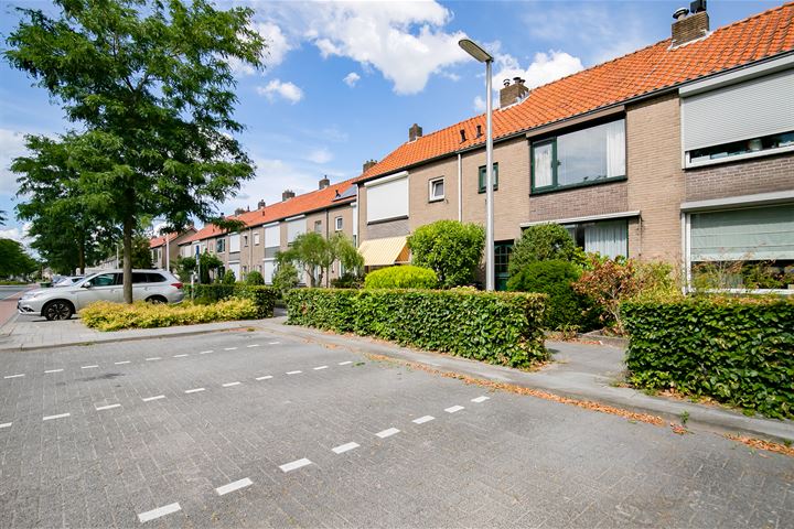 Bekijk foto 36 van Schoutstraat 24