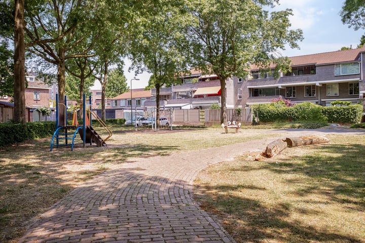 Bekijk foto 32 van Ridderstraat 48