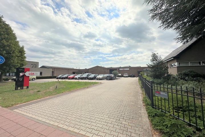Loonseweg 12 - 12A
