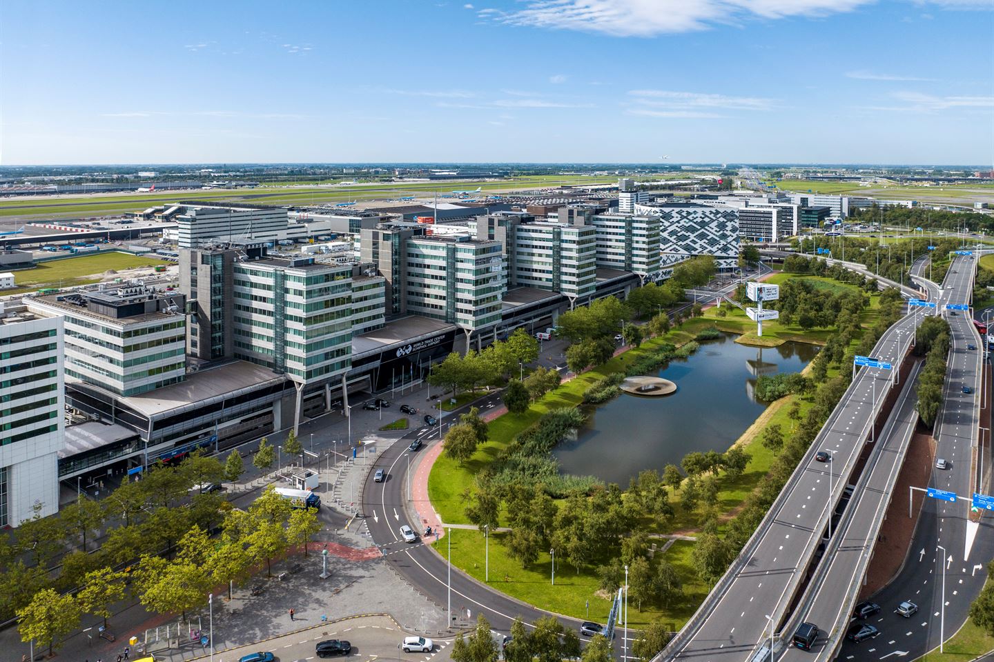 Bekijk foto 3 van Schiphol Boulevard 105