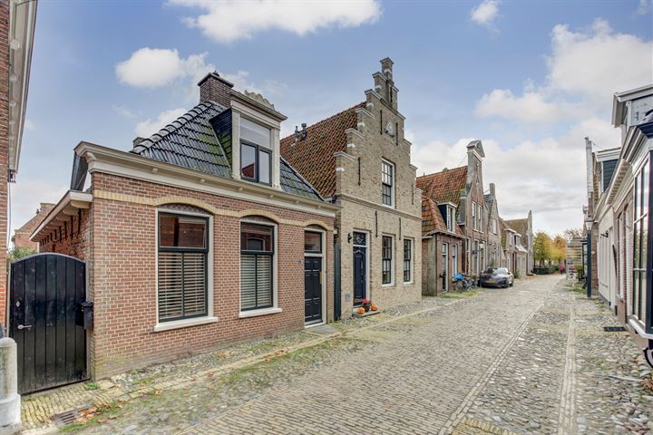 Bekijk foto 1 van Nieuwstad 30