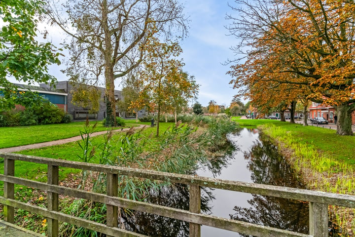 Bekijk foto 41 van De Genestetstraat 79