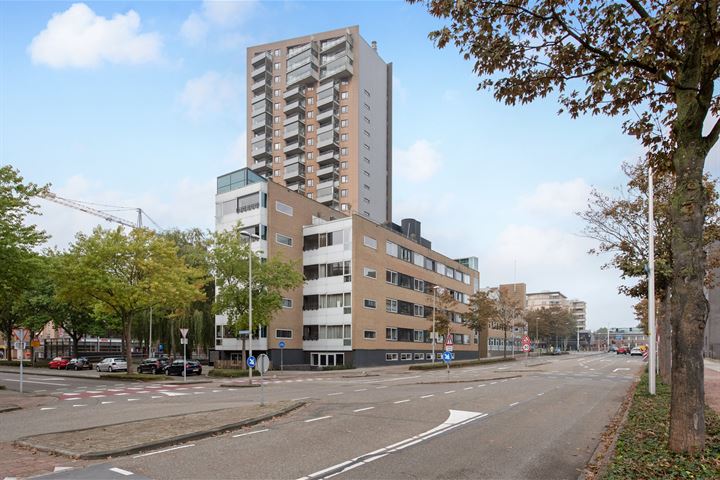 Bekijk foto 40 van Berlijnstraat 157