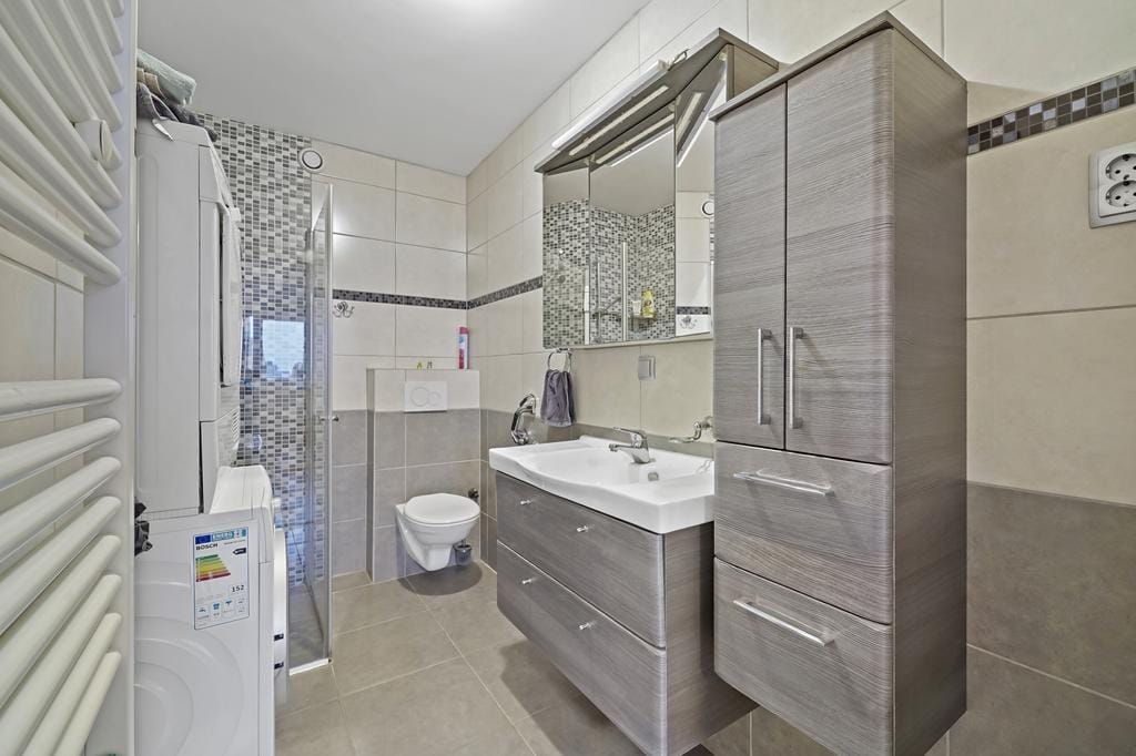 Foto 15 van Gevers Deynootplein 165