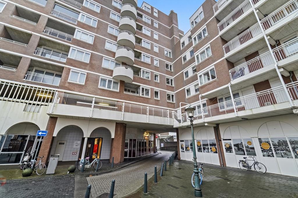 Foto 32 van Gevers Deynootplein 165