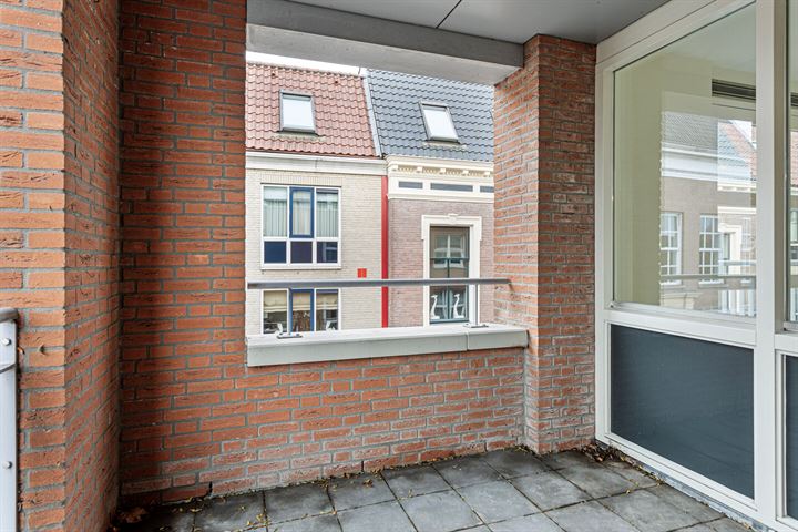 View photo 19 of Damstraat 30