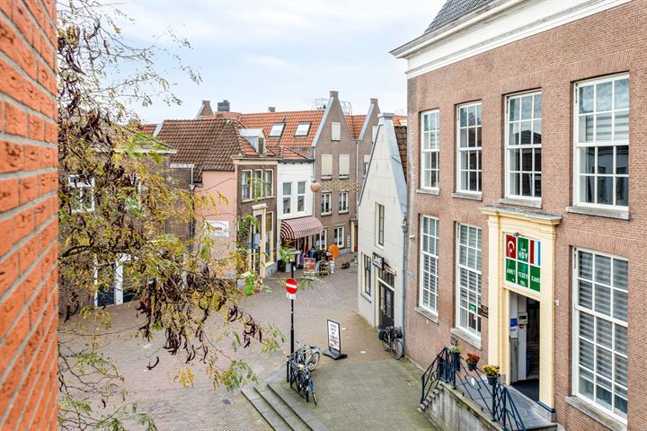 View photo 23 of Damstraat 30