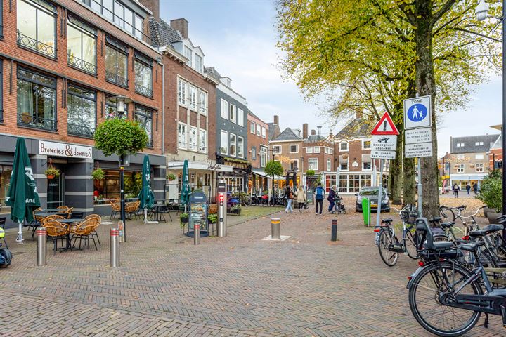 View photo 25 of Damstraat 30