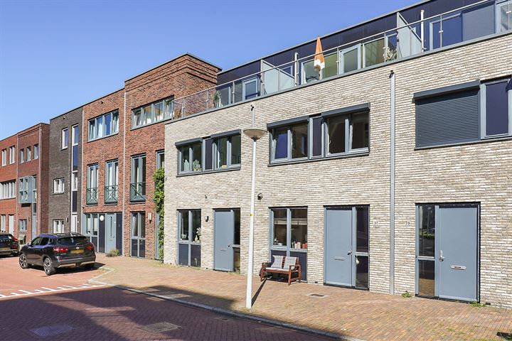 Bekijk foto 2 van Scheepsjagerstraat 37