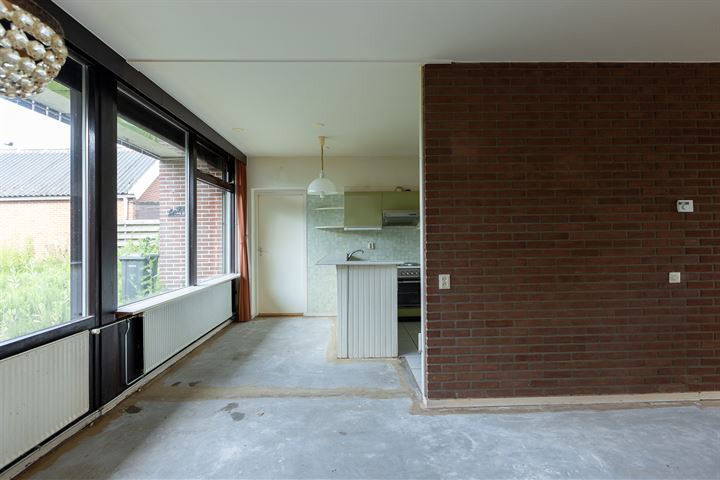 Bekijk foto 4 van Oranjestraat 17