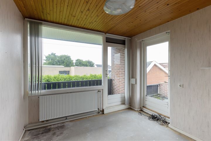 Bekijk foto 16 van Oranjestraat 17