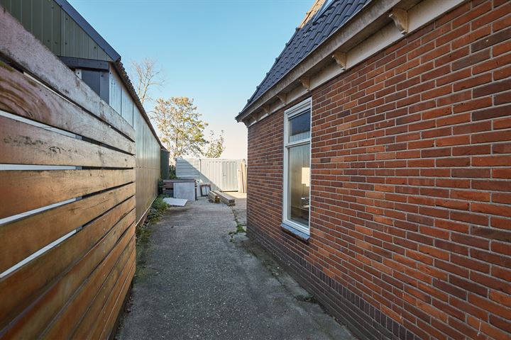 View photo 8 of Raadhuisstraat 14