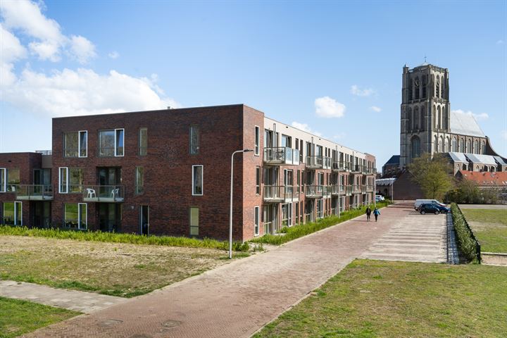 Bekijk foto 1 van M H Trompstraat 109