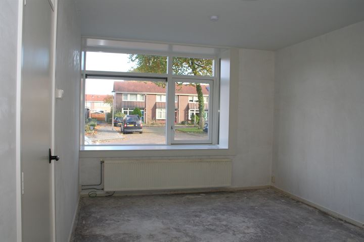 Bekijk foto 2 van Commandeurstraat 18