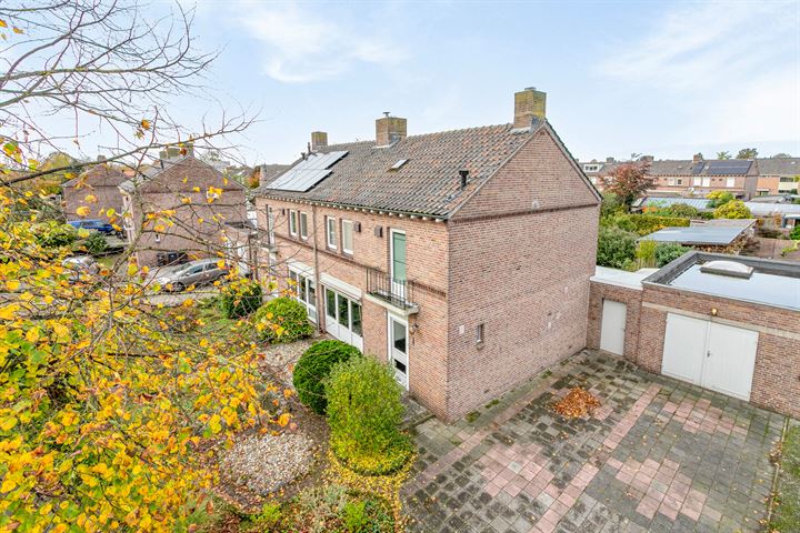 Bekijk foto 32 van Schoolstraat 22