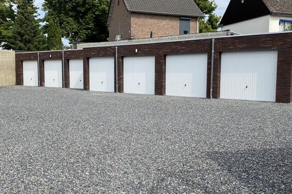 Parkeergelegenheid Te Huur: Vouerweg 39 Garage 6136 Ak Sittard [Funda]