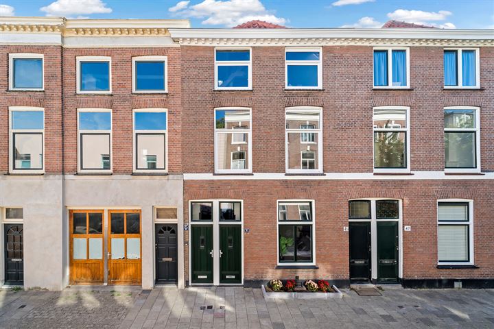 Bekijk foto 1 van Da Costastraat 51