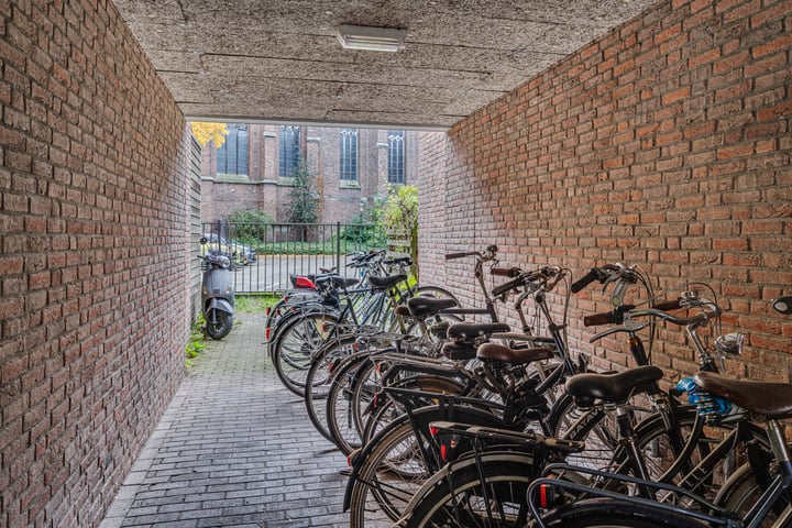 Bekijk foto 35 van Monseigneur Boermansstraat 22