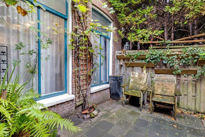 View photo 44 of van Harenstraat 58-60