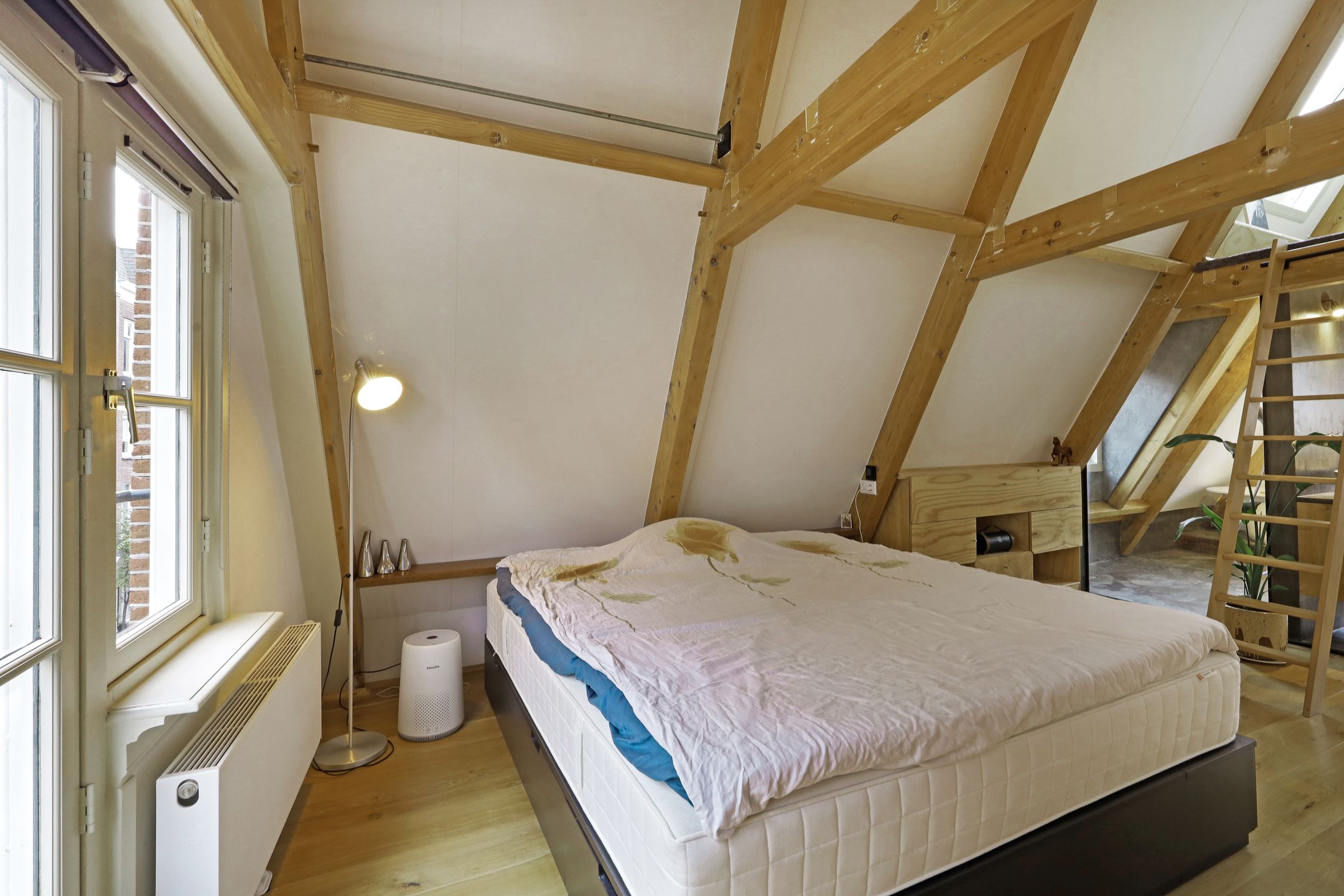 Foto 15 van Binnen Brouwersstraat 27