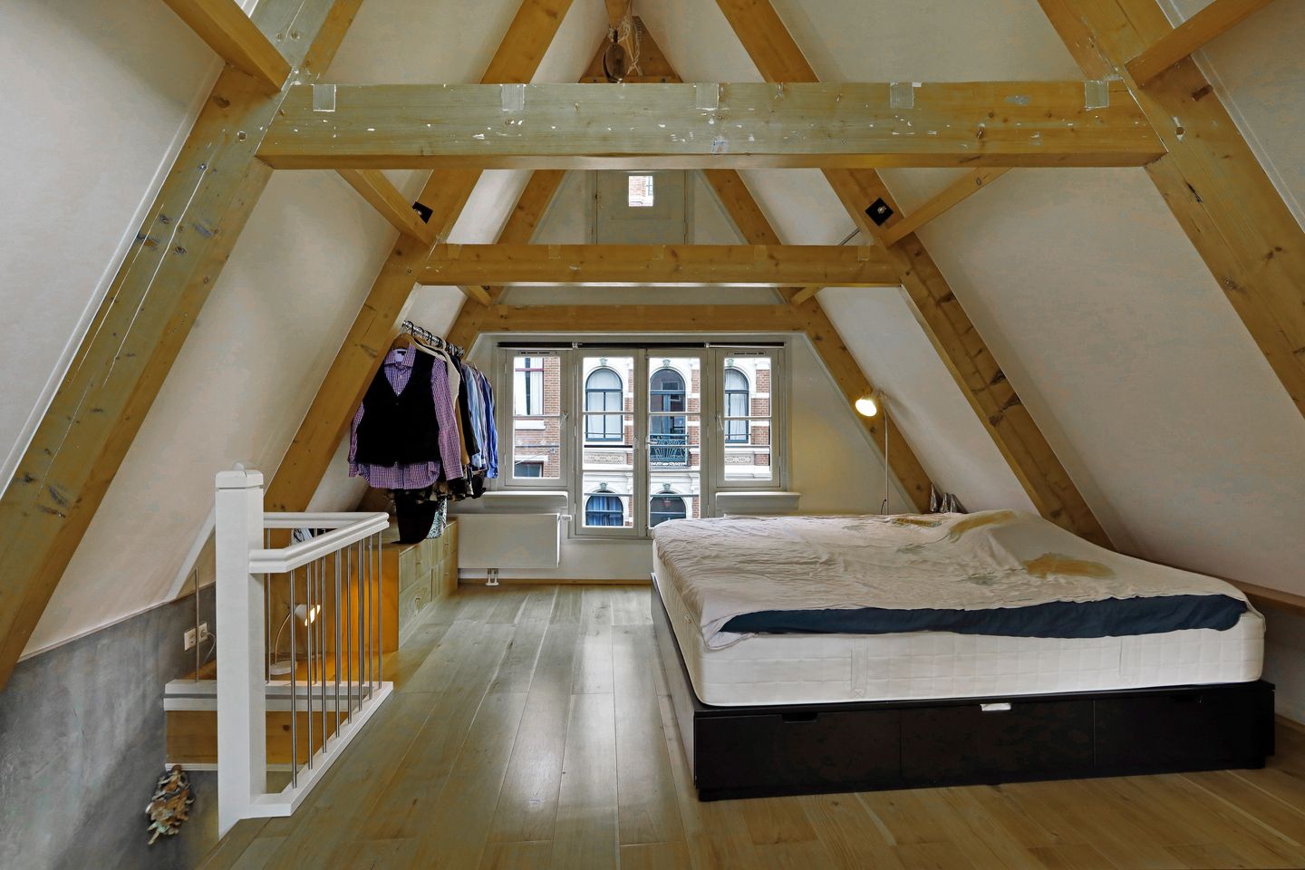 Foto 14 van Binnen Brouwersstraat 27