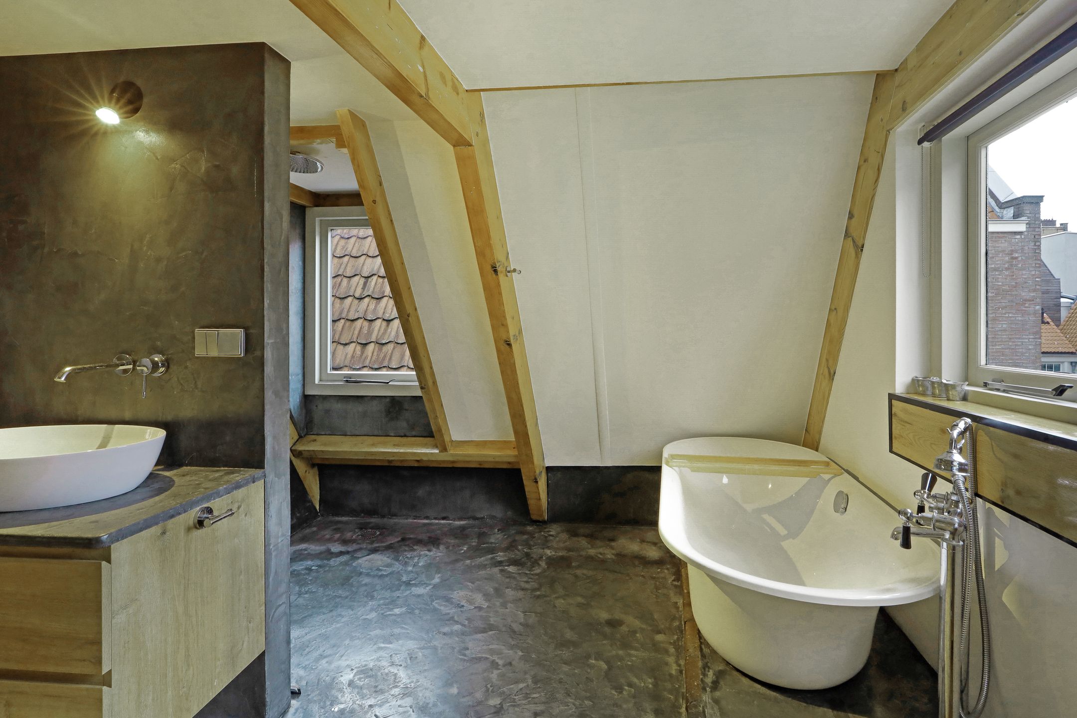 Foto 24 van Binnen Brouwersstraat 27