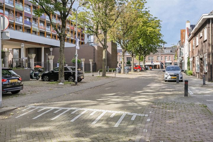 Bekijk foto 41 van Enschotsestraat 147