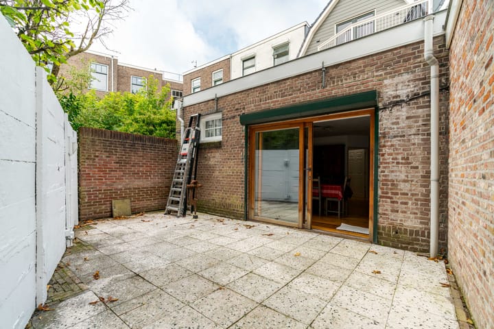 Foto 31 van Hugo de Grootstraat 27