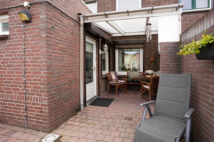 Bekijk foto 19 van Antoniusstraat 11