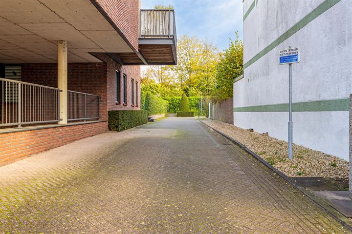 Bekijk foto 35 van Dommer van Poldersveldtweg 3-H