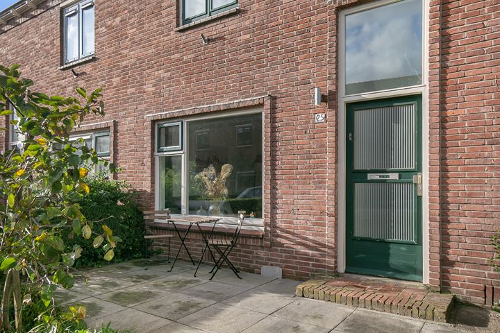 Bekijk foto 3 van Van Diemenstraat 25